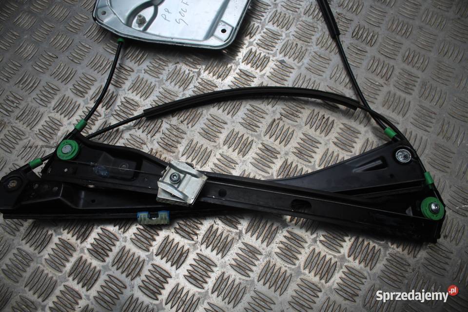 MECHANIZM PODNOŚNIK SZYBY PRAWY PRZÓD VW GOLF V
