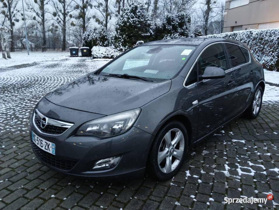 Opel Astra 20 CDTI 160 skóra podgrzewane fotele
