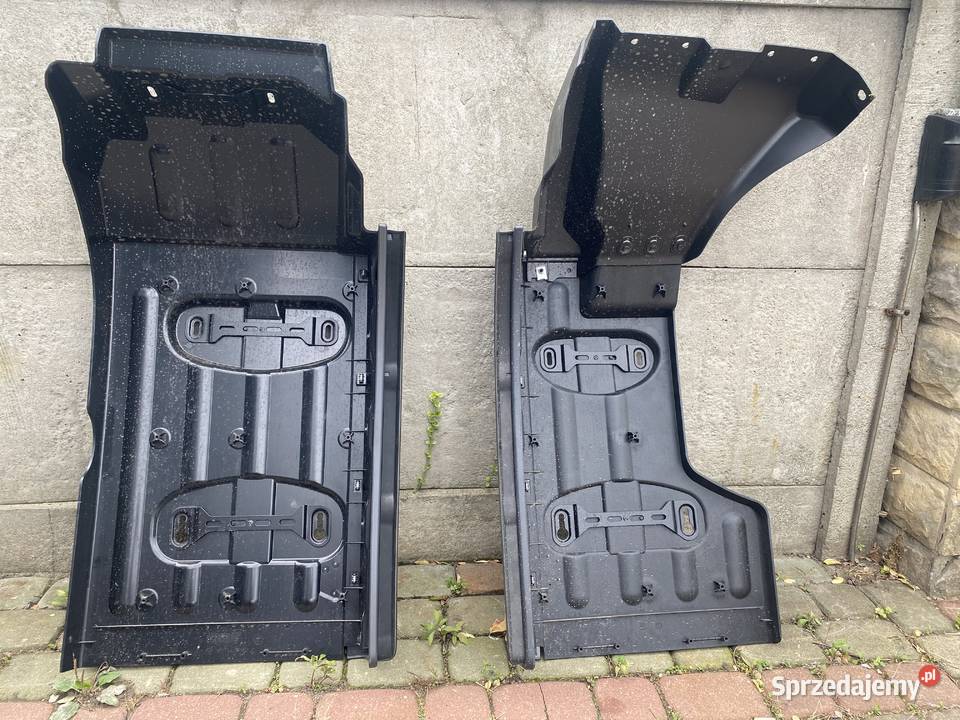 BŁOTNIK PRAWY PRZEDNI KABINĄ MERCEDES AROCS Zgierz