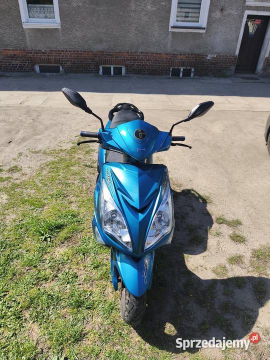 Sprzedam skuter junak 607 bagażnik