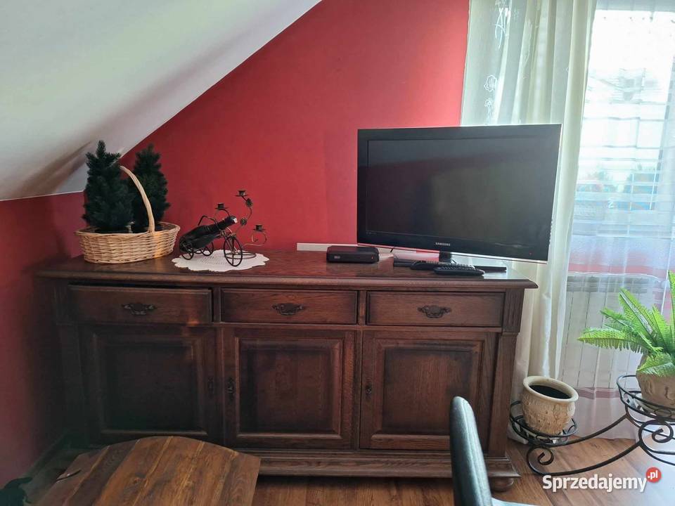 Stare meble Regulice