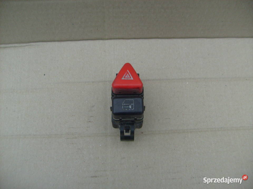 Przełącznik włącznik światełmawaryjnych Mercedes pomorskie Czersk