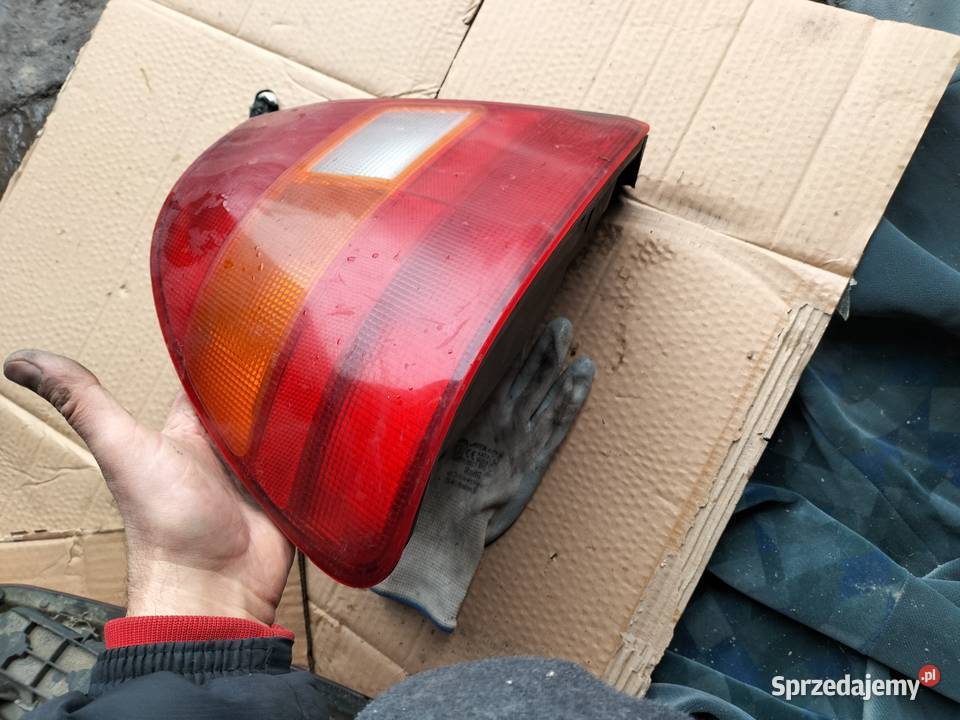 LAMPA TYŁ TYLNA LEWA HONDA CIVIC 6 Lewe