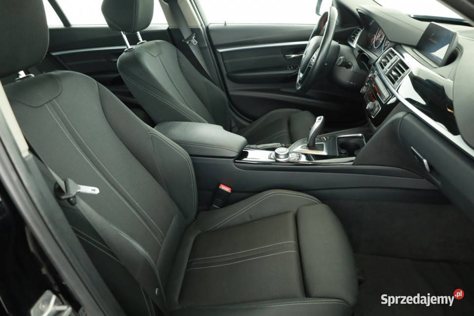 BMW 3 318 i Samochody osobowe Piaseczno sprzedam