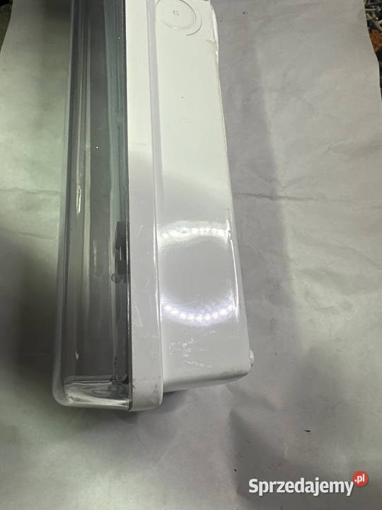 Lampa awaryjna oświetlenie ewakuacyjne Gliwice