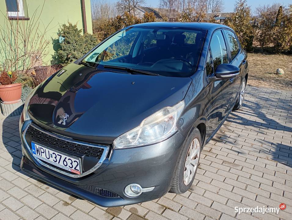 Peugeot 208 14 benzyna 95 Rok produkcji 2012 Pułtusk