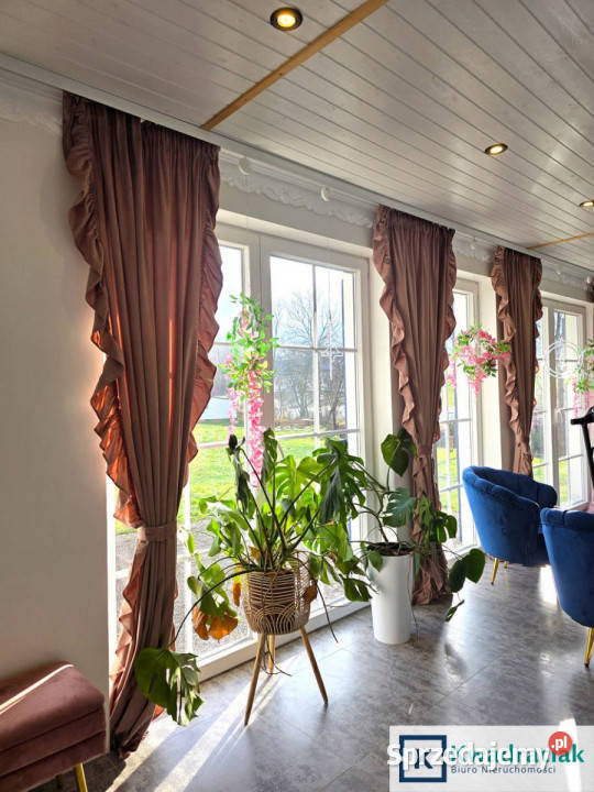 sprzedaży domu wolnostojącego Paszowa 260m2