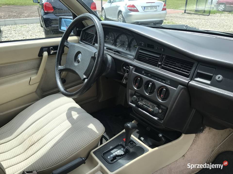 Mercedesbenz 190 1986r Paniówki