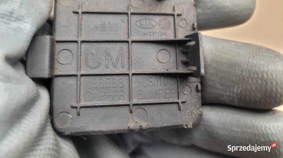 KIA SORENTO III 15 ZAŚLEPKA ZDERZAKA HAKA PRZÓD osobowe sprzedam