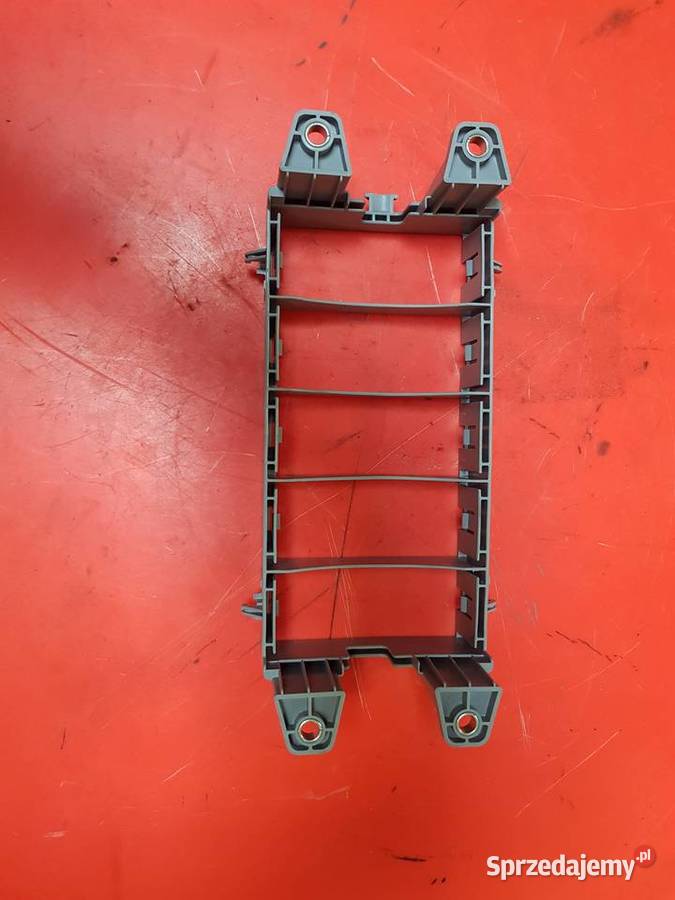 82039691 Skrzynka bezpieczników CNH Holland