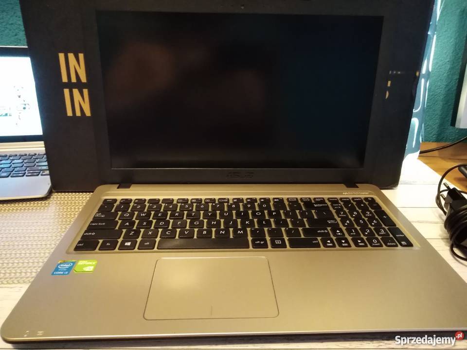 Asus F540LJDM780T mało używany laptop w świetnym Asus Kraków sprzedam