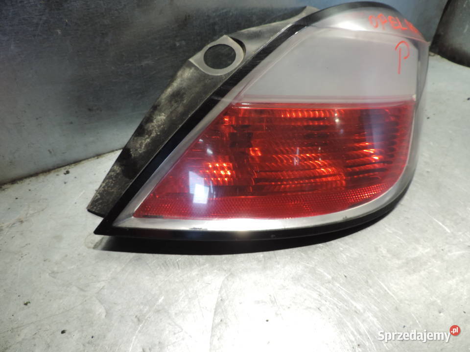 OPEL ASTRA III H HB LAMPA TYŁ PRAWA TYLNA
