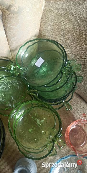 Miska owocarka uranowe szkło W kształcie l Gdańsk