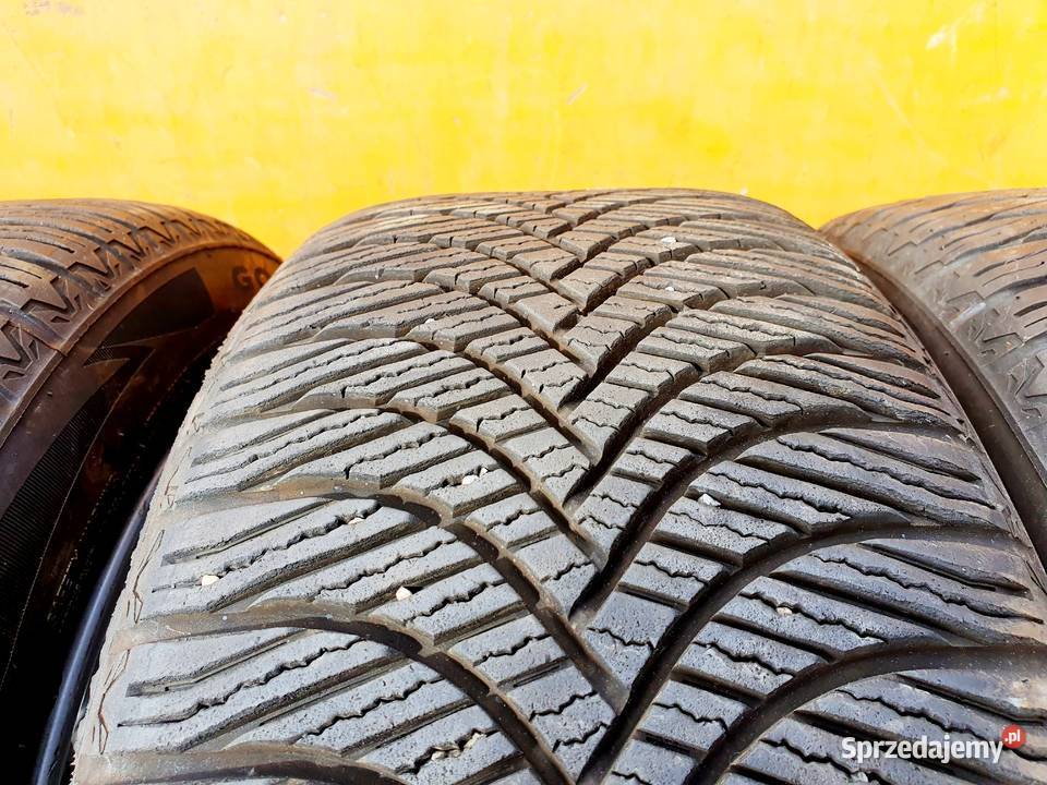 MERCEDES W204 Kompl felg A2044017502 z oponami Radom