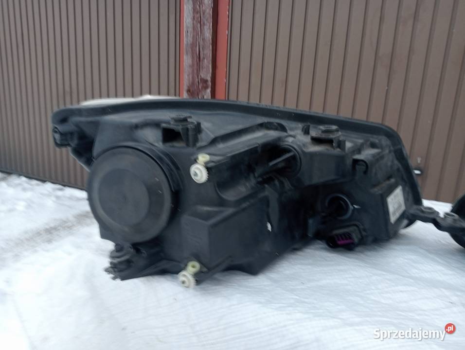 lampy vw caddy 2010 2015 r osobowe Lampy przednie Pyrzyce sprzedam