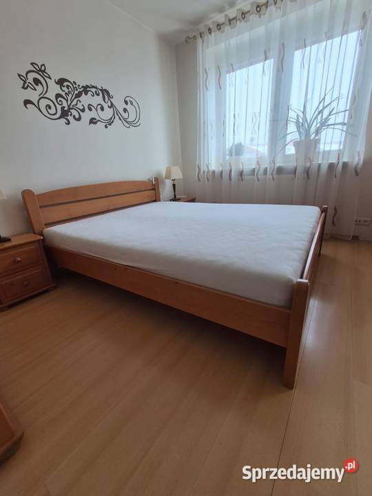 Solidne łóżko drewniane 160x200 z materacem stan Nowa Iwiczna sprzedam