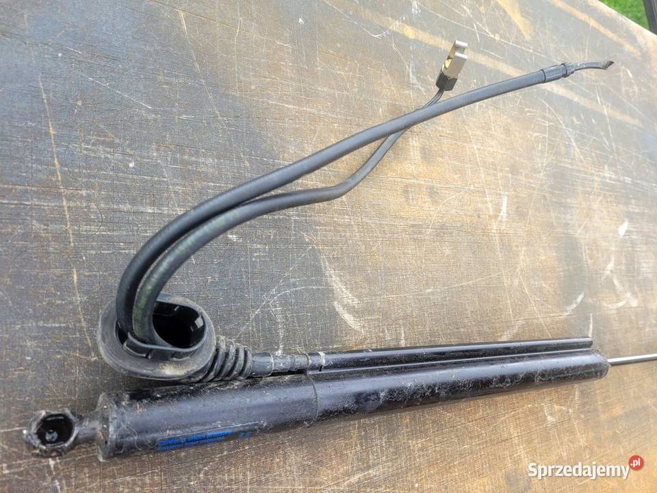 Siłownik klapy Opel Insignia kombi hydrauliczny Jeżowe