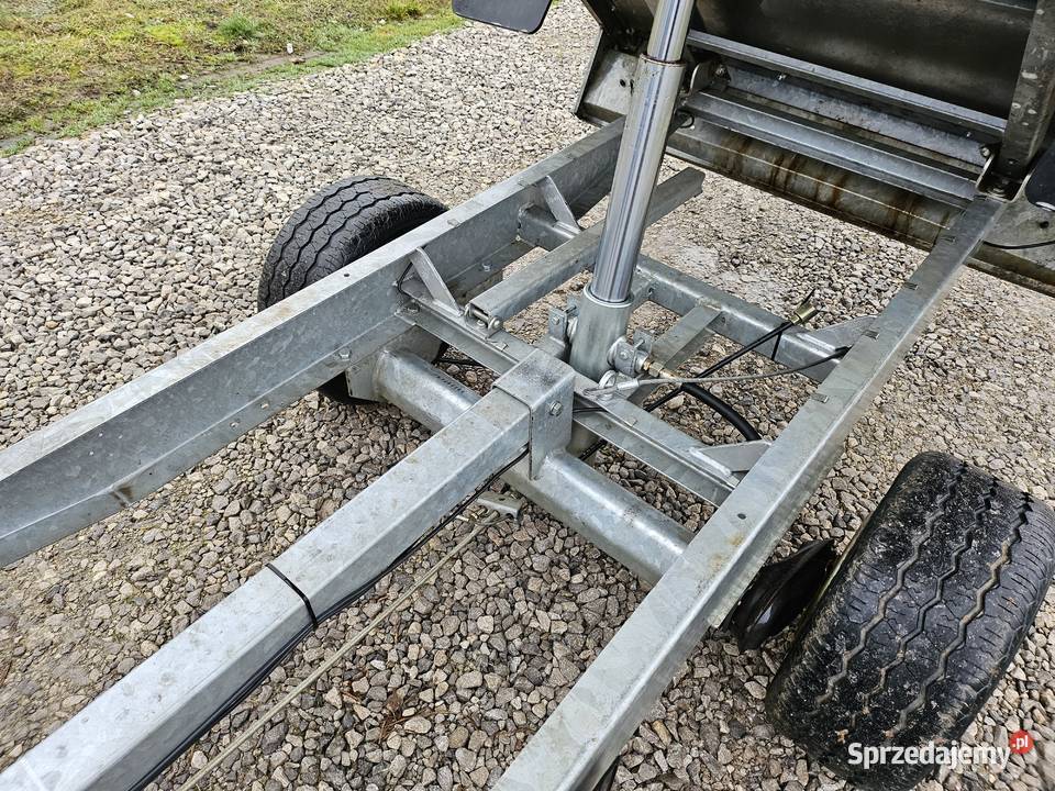 Przyczepka Wywrotka do Traktorka Qada samochodu wywrotki sprzedam