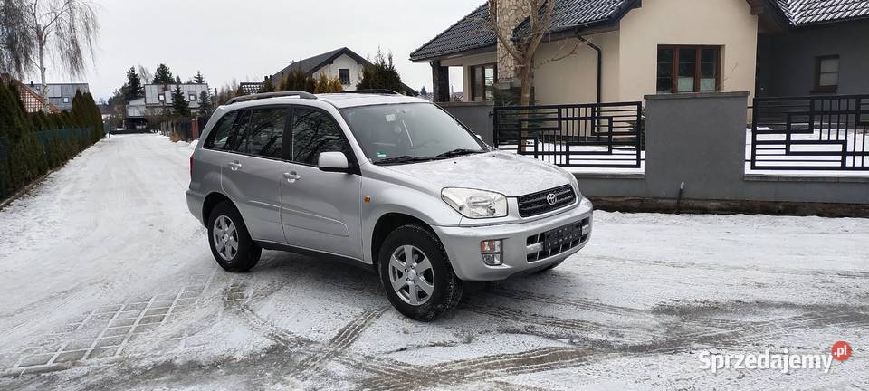 Toyota RAV4 2generacji 20 benzyna 4x4 manualna Czernikowo sprzedam