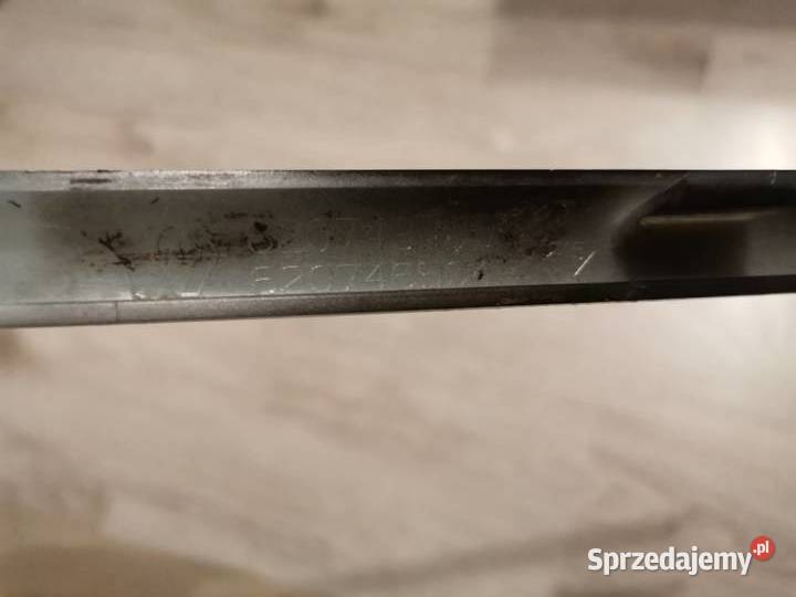 RENAULT CLIO IV PRAWA LISTWA GRILLA 620743795R osobowe wielkopolskie Międzychód