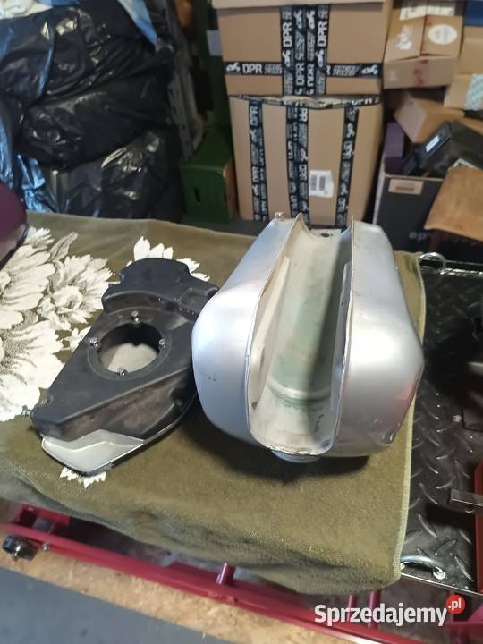 Zbiornik paliwa bak boczek zestaw pokrywa filtra Zduńska Wola sprzedam