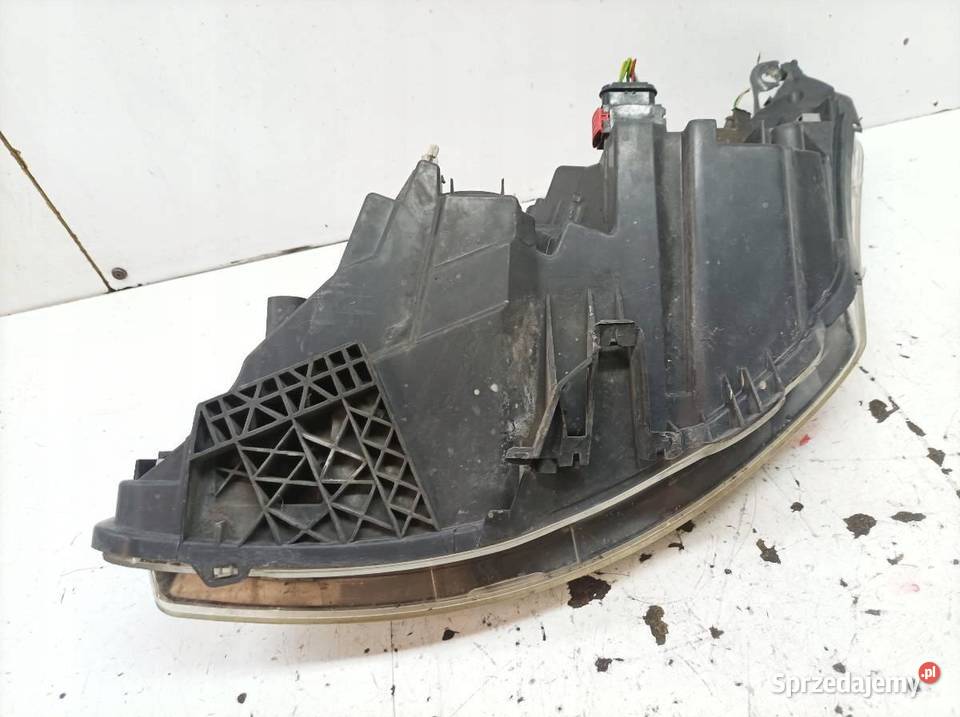 LAMPA PRZÓD PRAWA EU 9646893880 Citroen C4 I sprzedam