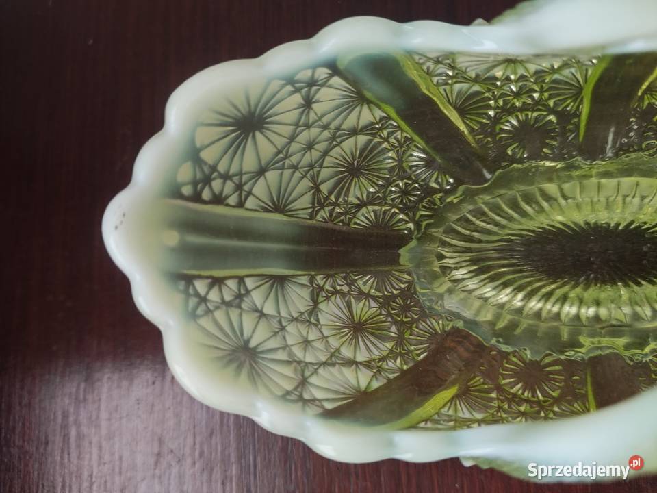 Szkło uranowe George Davidson koszyczek 1891r Antyki