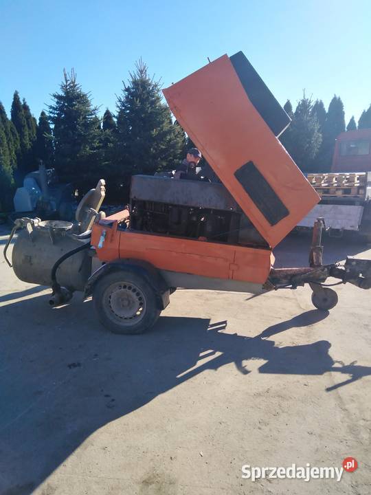 Agregaty tynkarskie i agregaty posadzkarskie Kuriany