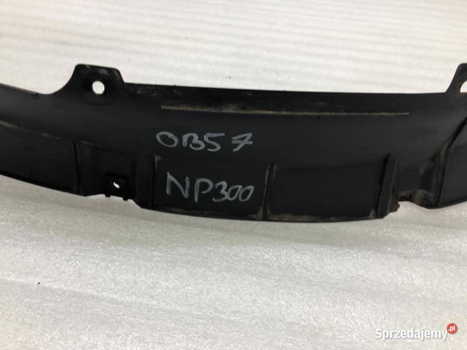 NADKOLE LISTWY TYŁ NISSAN NAVARA D22 osobowe Listwy wielkopolskie