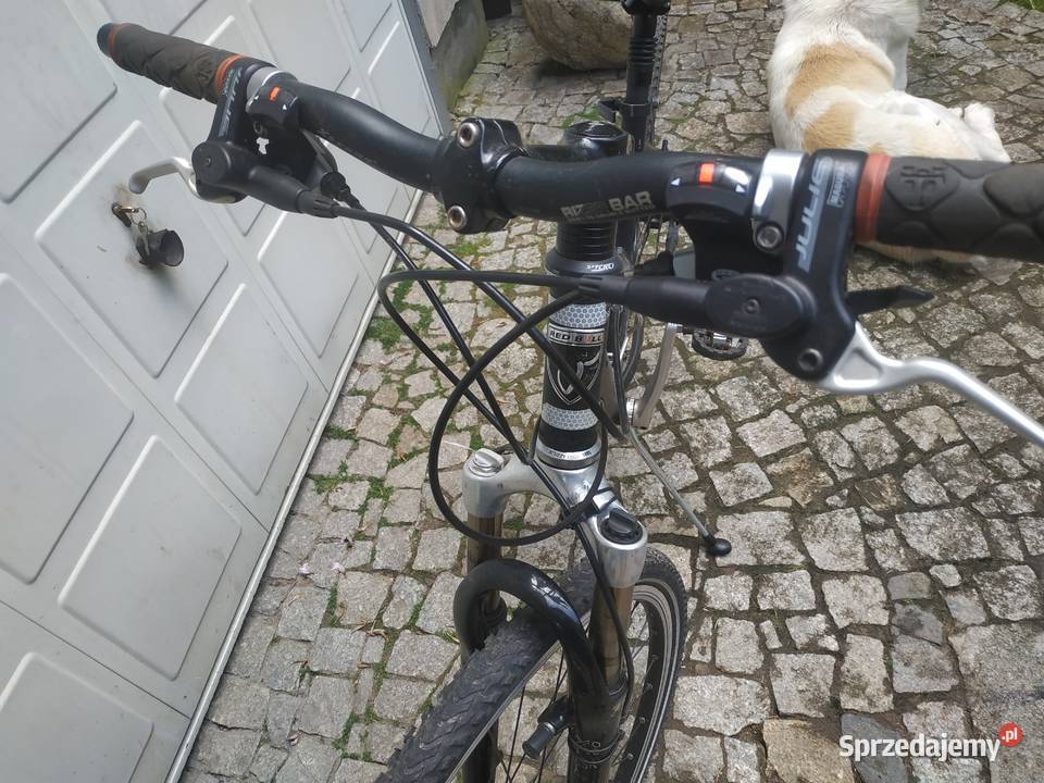 rower trekkingowy Red Bull aluminiowy Shimano XT