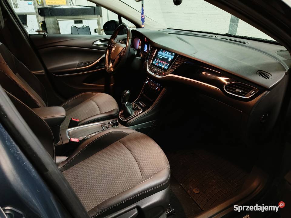 Opel Astra K 2016r 16 CDTI 110 Hatchback aluminiowe felgi Wałcz