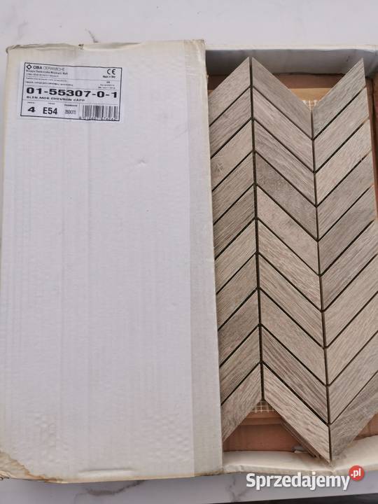 Jodełka Chevron CISA CERAMICCHE 35x37 Poskwitów