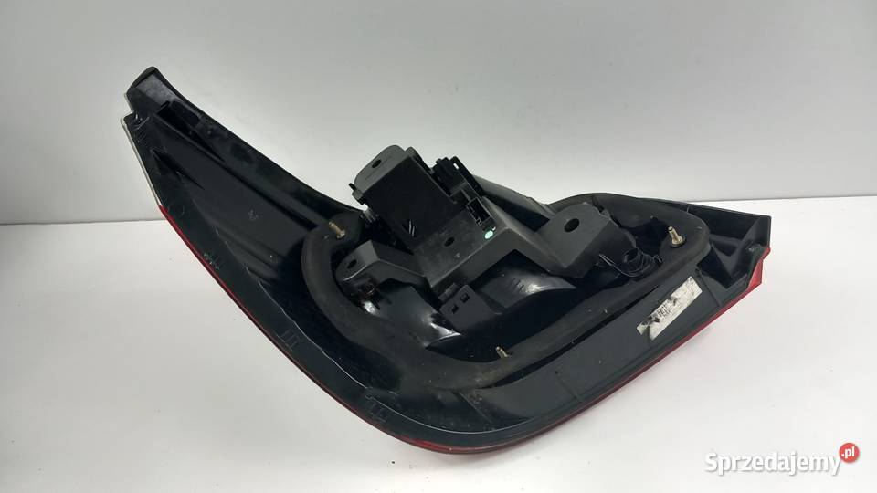 BMW E60 LAMPA TYŁ PRAWA wielkopolskie Zbierkowo