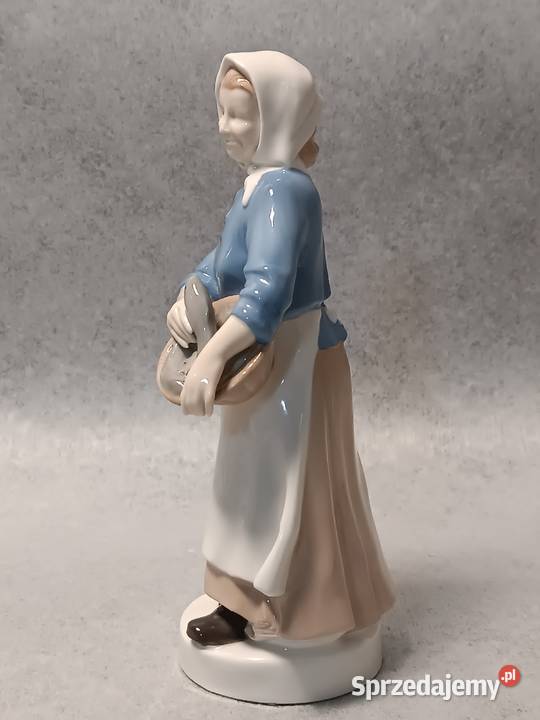 LIPPELSDORF Figura porcelana Kobieta z rybą pomorskie