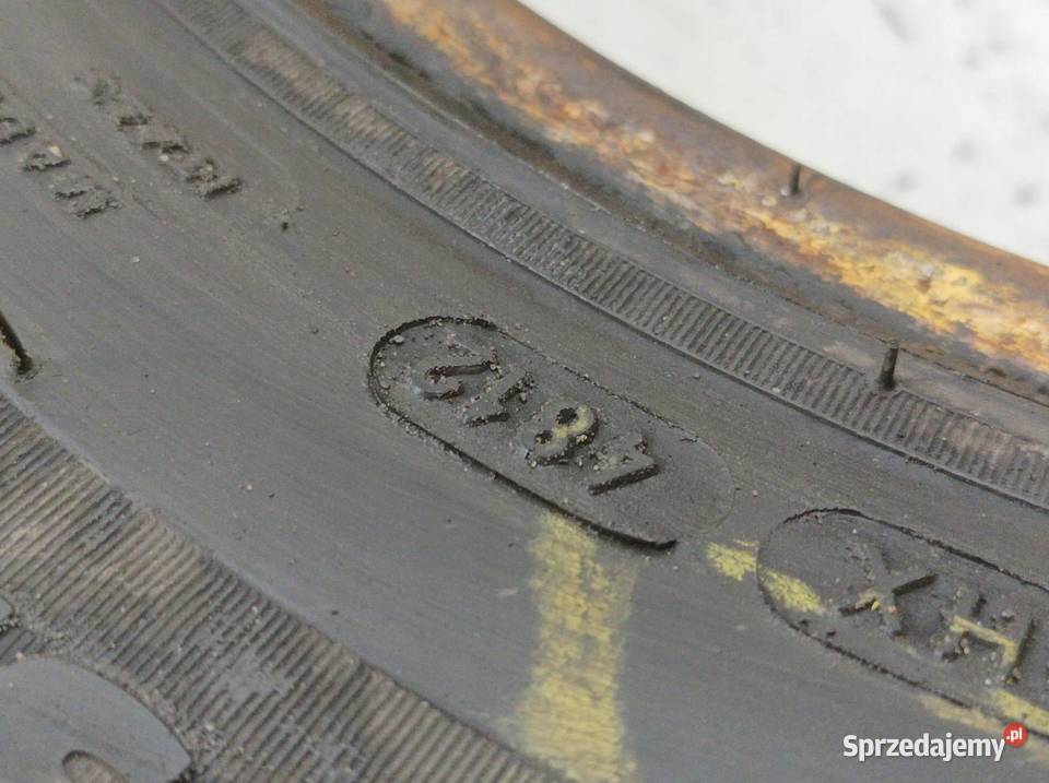 OPONA LETNIA MICHELIN AGILIS 51 21565R15C 4812