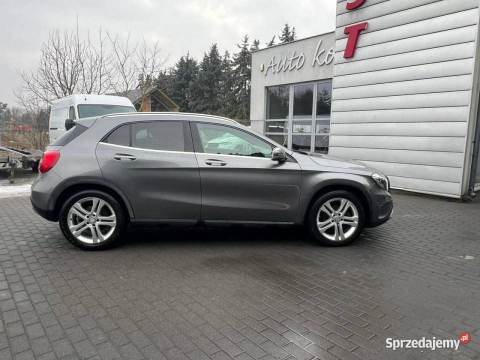 Mercedes GLA 200 Panorama Sportowe fotele PDC Baranowo
