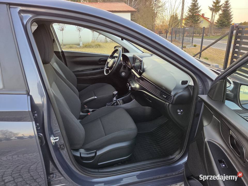 HYUNDAI I20 LIFT MODERN SalonPL 1WŁ 2024 10T 100 kurtyny powietrzne Sieradz sprzedam