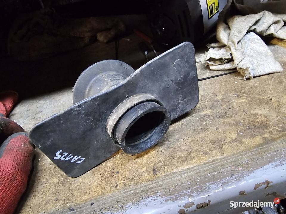 Honda CA 125 rebel króciec ssący airboxa dolnośląskie Jelenia Góra