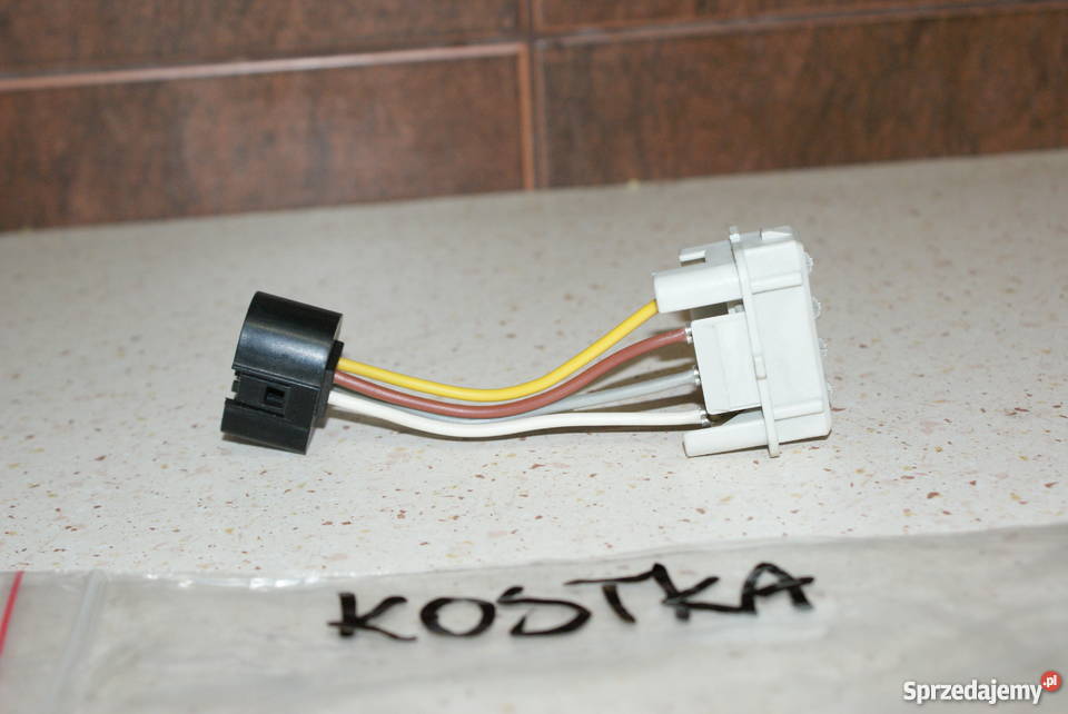 KOSTKA LAMPY REFLEKTORA Białobrzegi