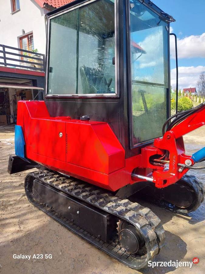 Minikoparka komatsu fai 222 Mszana Dolna