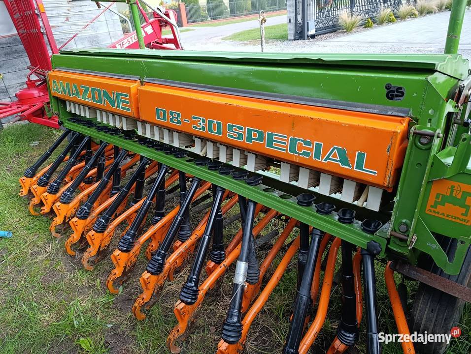 Siewnik zbożowy amazone d8 Rawica Stara