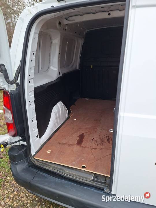 Peugeot Partner 16 HDI 89 najlepszy silnik klima Częstochowa sprzedam