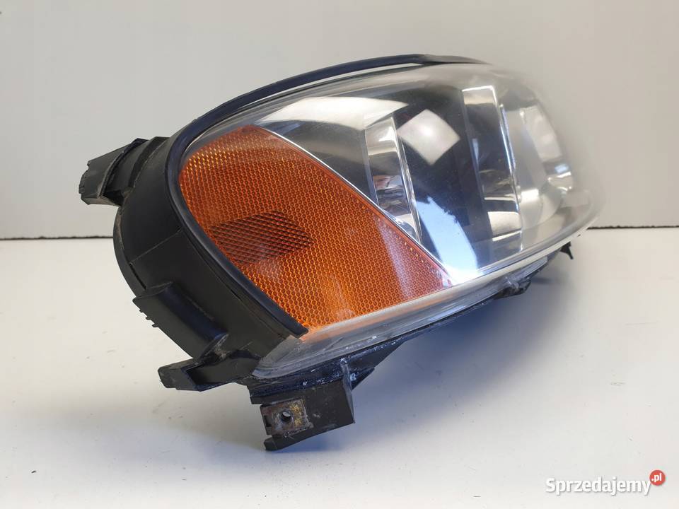 LAMPA PRAWA Volvo S60 I V70 II LIFT PRZEDNIA Rudka