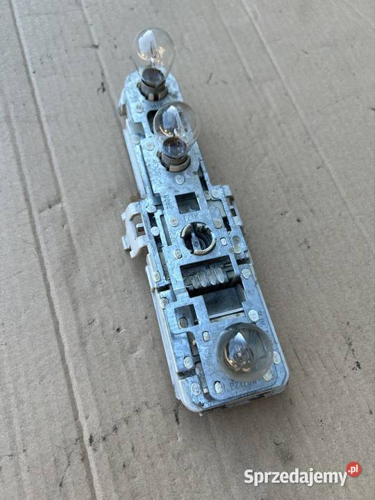 Wkład lampy lewy tył Audi a4 b5 kombi 8d9945257 kujawsko-pomorskie Bydgoszcz
