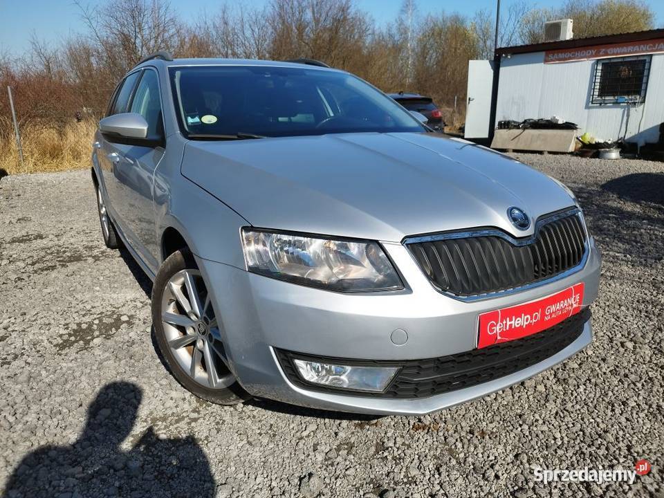 Skoda Octavia III 16 TDI KLIMA NAVI PDC STAN światła przeciwmgielne Częstochowa