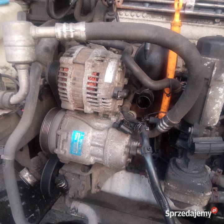 Części silnika 19 TDI axr golf 4 101 kw Rok produkcji 2002 sprzedam
