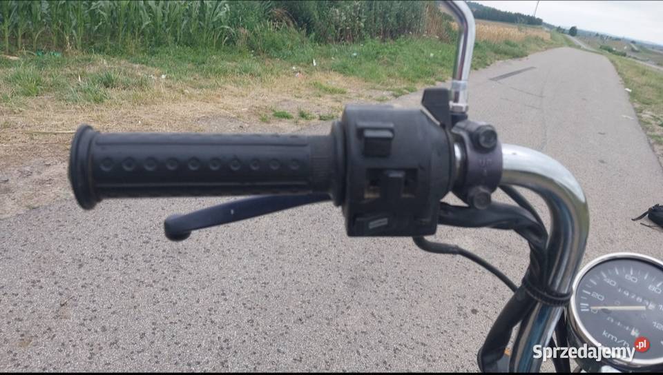 Motocykl Daelim vs 125 Tywonia