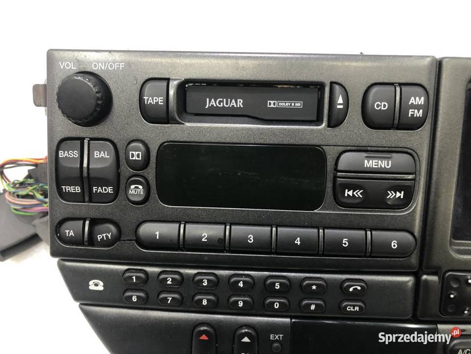 RADIO WYŚWIETLACZ XR8F18K876BHLGR JAGUAR STYPE