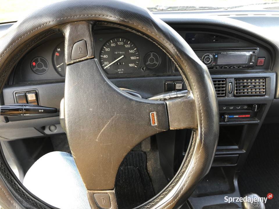 Toyota Corolla E9 Wiele