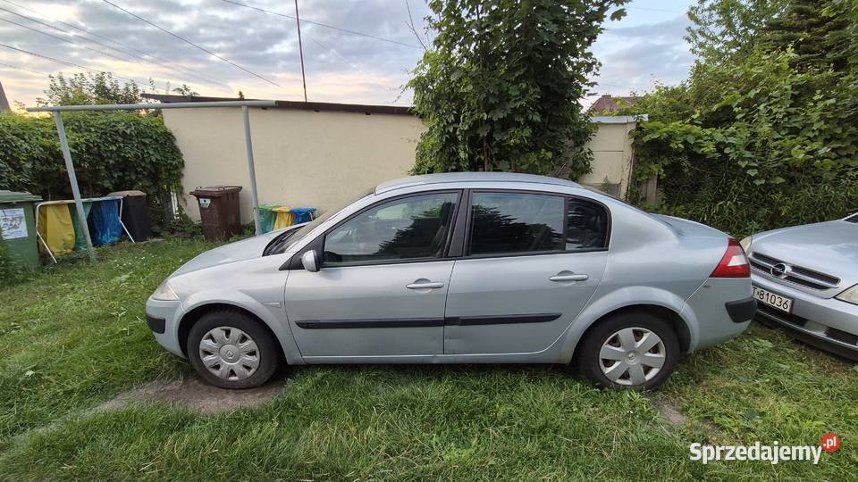 Renault Megane II 19 dCi 120 2004 uszkodzone 250000km Starachowice